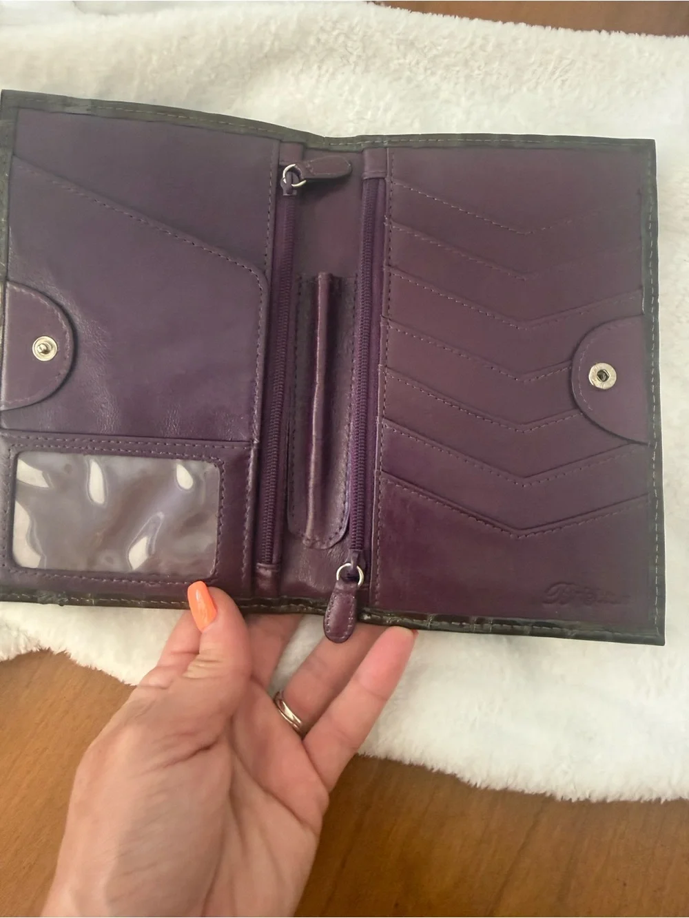 Brighton Black Glossy Croc-Embossed Wallet with Silver Ring Accent